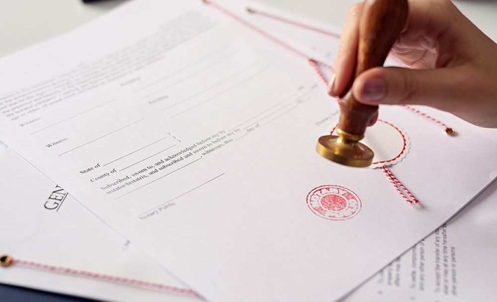 Read more about the article Who is a Notary Public?